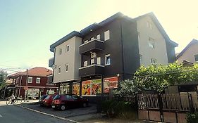 Lux Apartmani